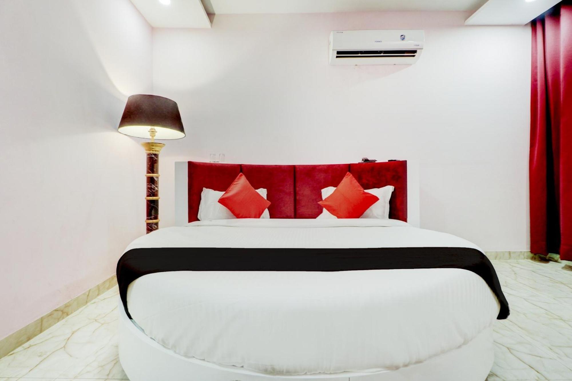 Hotel O Stevia Zirakpur Buitenkant foto