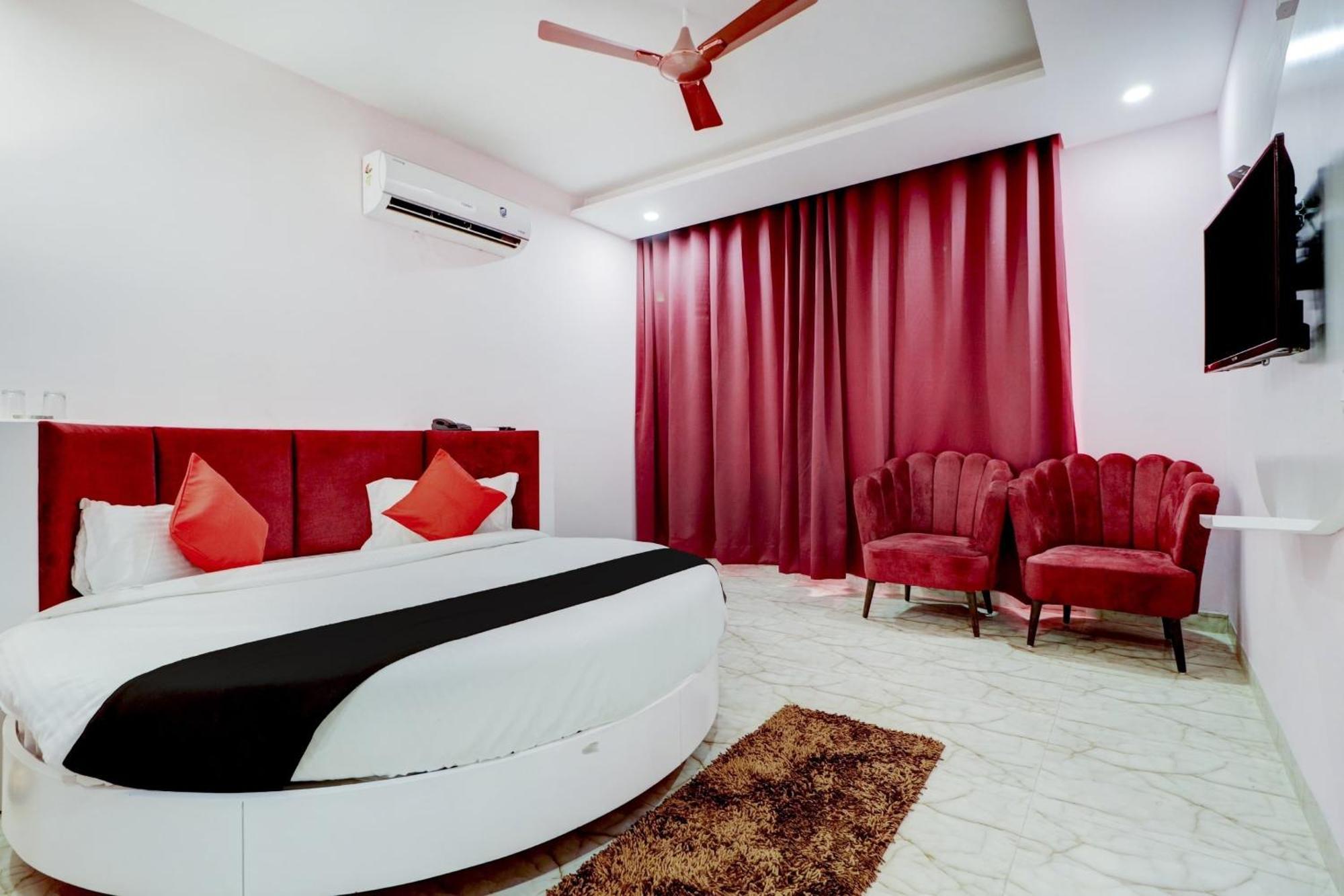 Hotel O Stevia Zirakpur Buitenkant foto